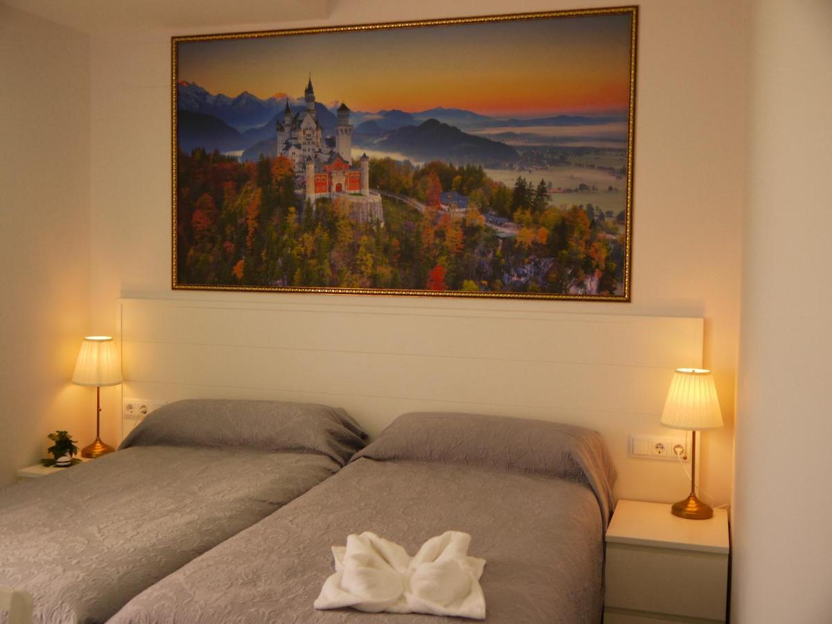 Hotel Maravillas Del Mundo Calpe Esterno foto